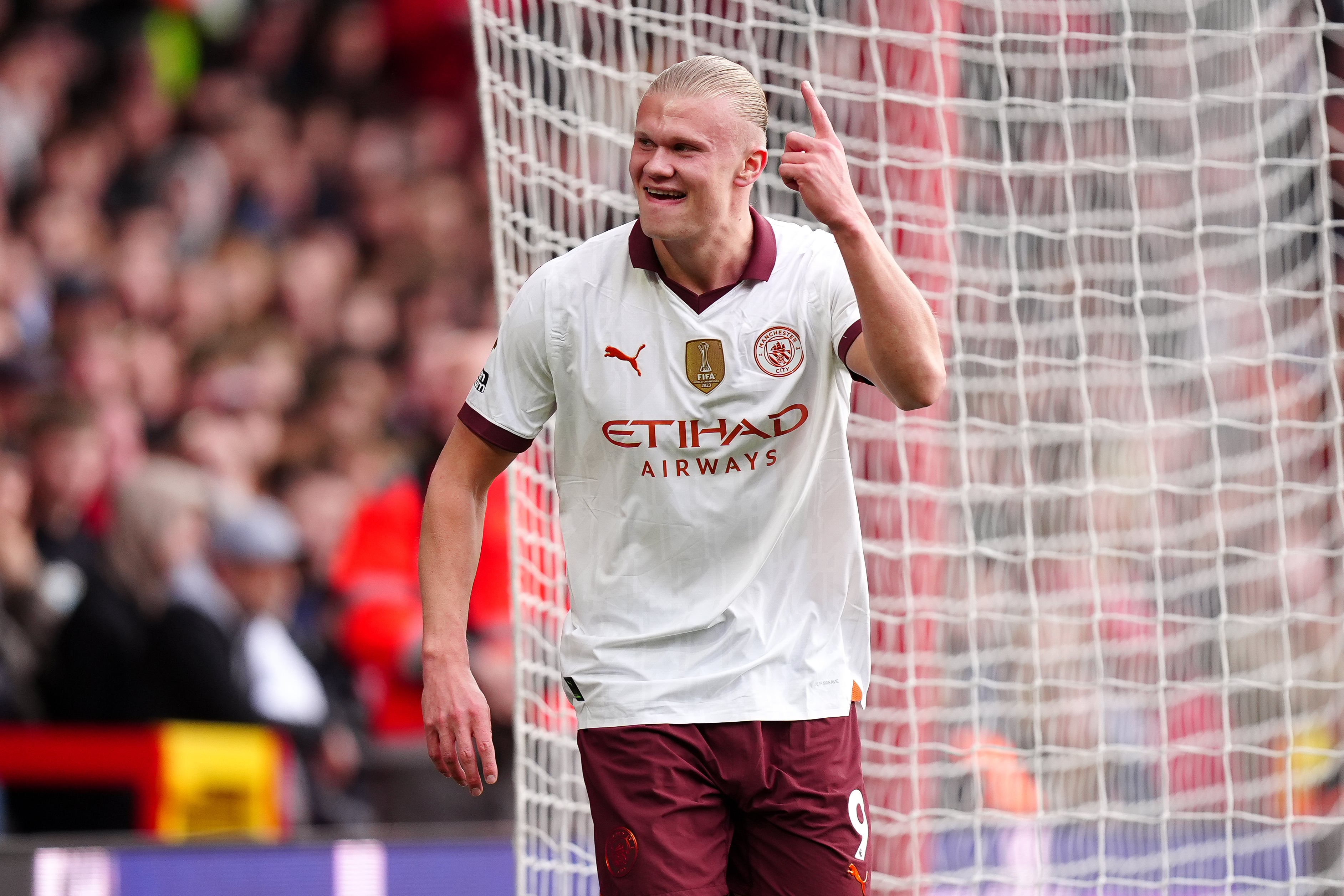erling haaland offers fresh injury update after man city 'problem'