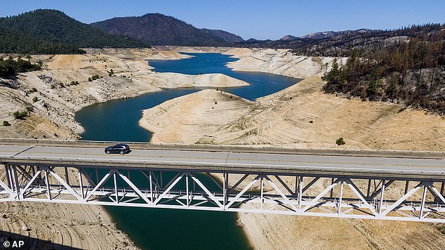 california reservoir is filled to capacity for first time since 1998