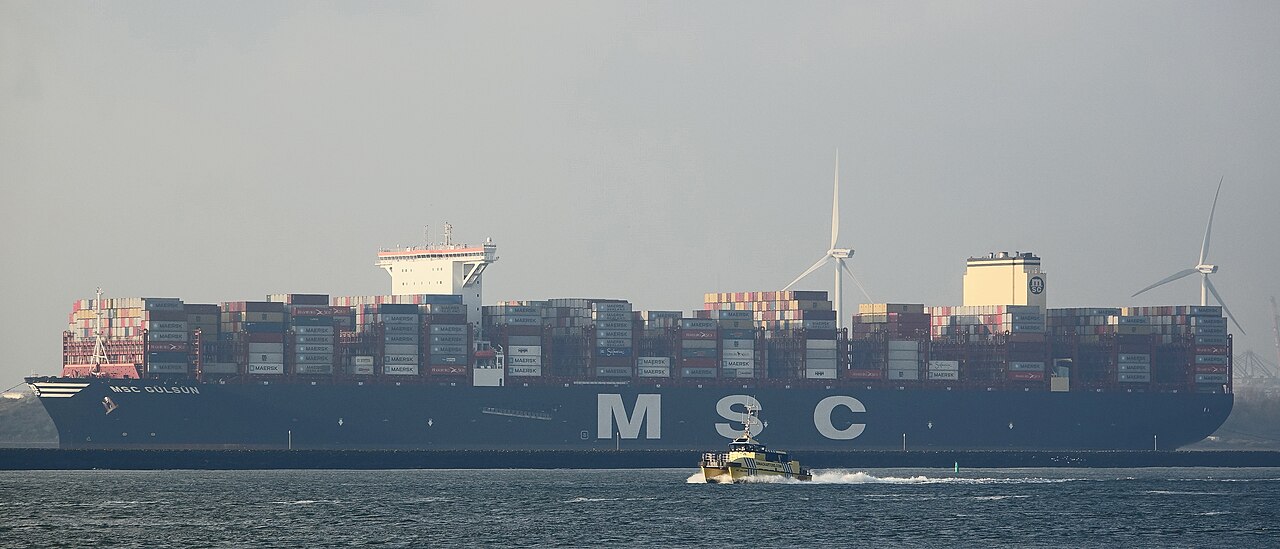 <p>The MSC Gülsün has a total length that's just shy of 400 meters. It has a deadweight carrying capacity of 228,149 tons and a top speed of 21 knots.</p>