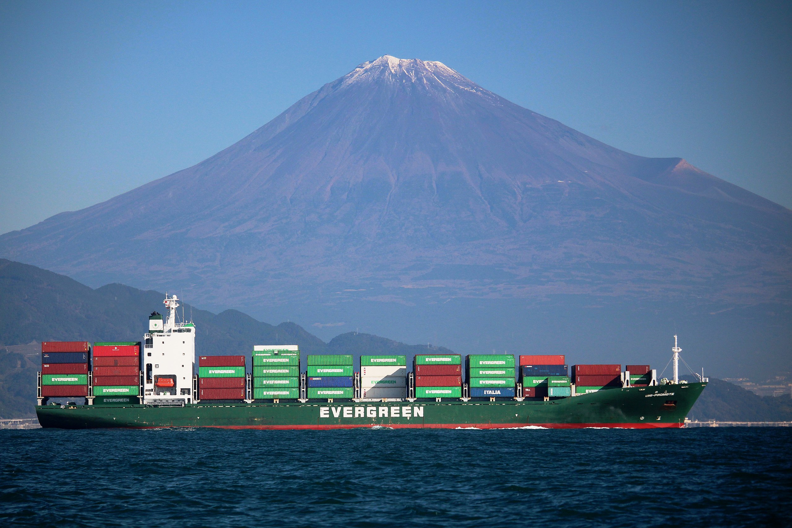 <p>Evergreen’s A-type vessels are known as the largest of their kind in the world, carrying massive amounts of weight seamlessly through the sea. The Ever Apex is no different than its siblings, standing as a testament to human engineering.</p>