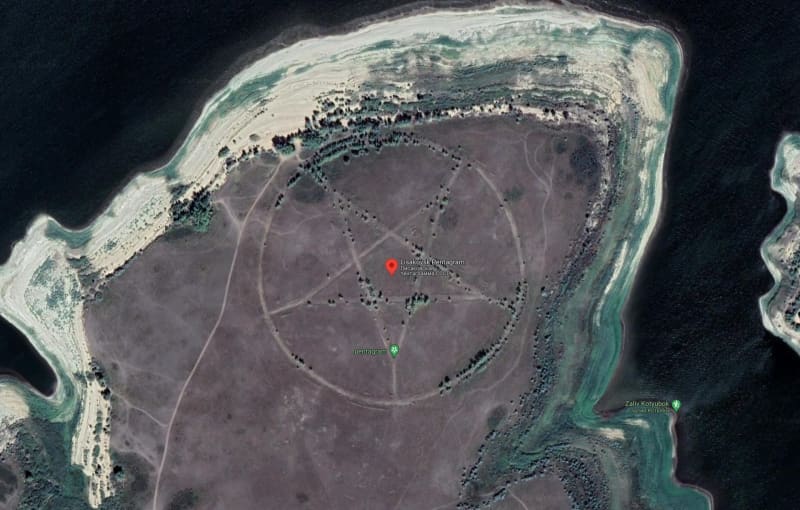 gruseliges hexensymbol auf google maps: hier ist der perfekte treffpunkt für satanisten
