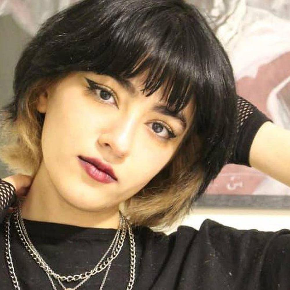 16-jährige aktivistin im iran: nika shakarami bericht zufolge von polizisten misshandelt und ermordet