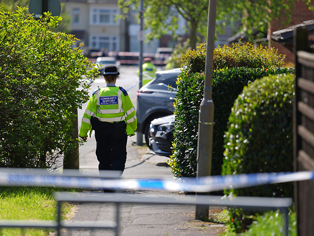 fünf verletzte in london - mann mit schwert festgenommen