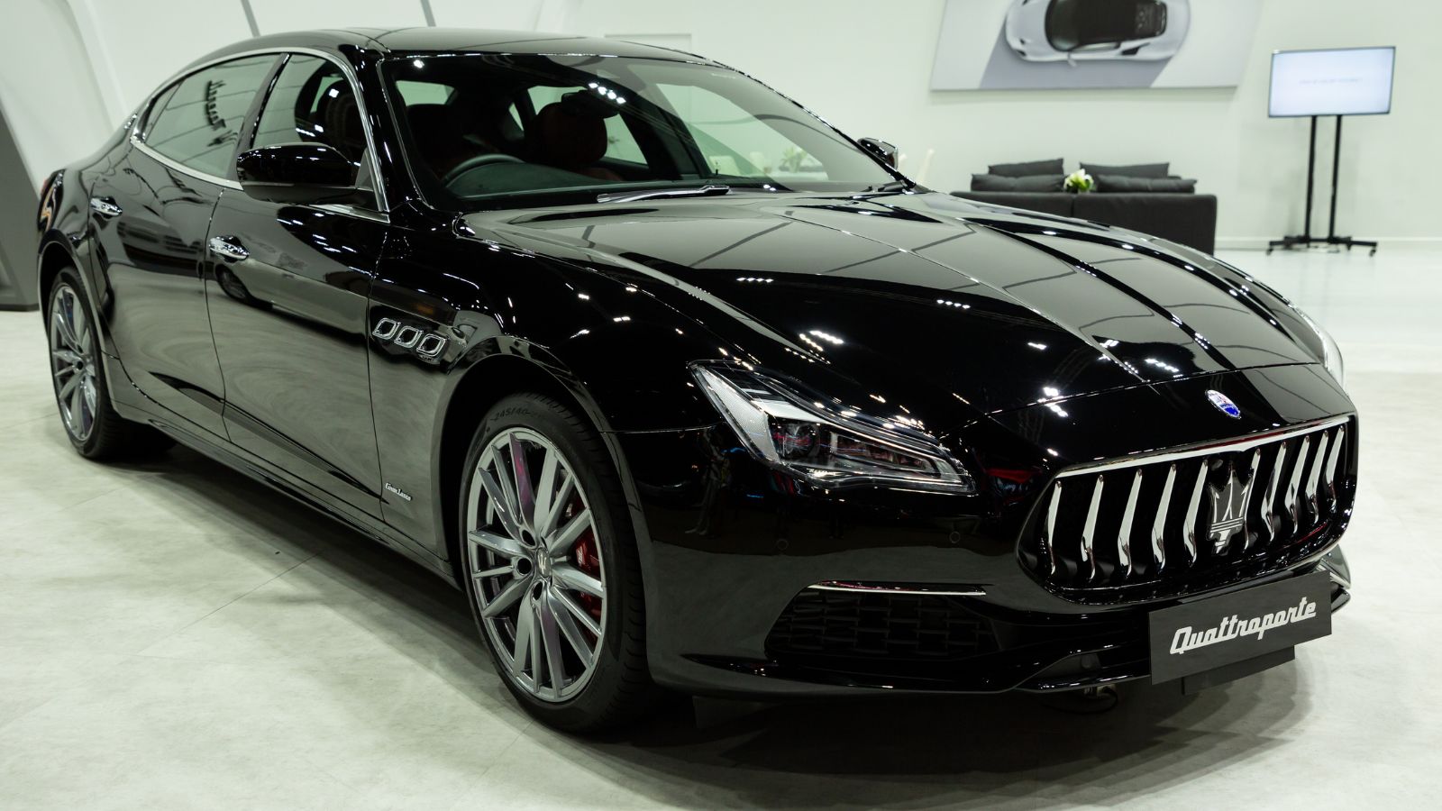 20 Cars with the Most Luxurious Interiors—Feel the Opulence on Every Drive