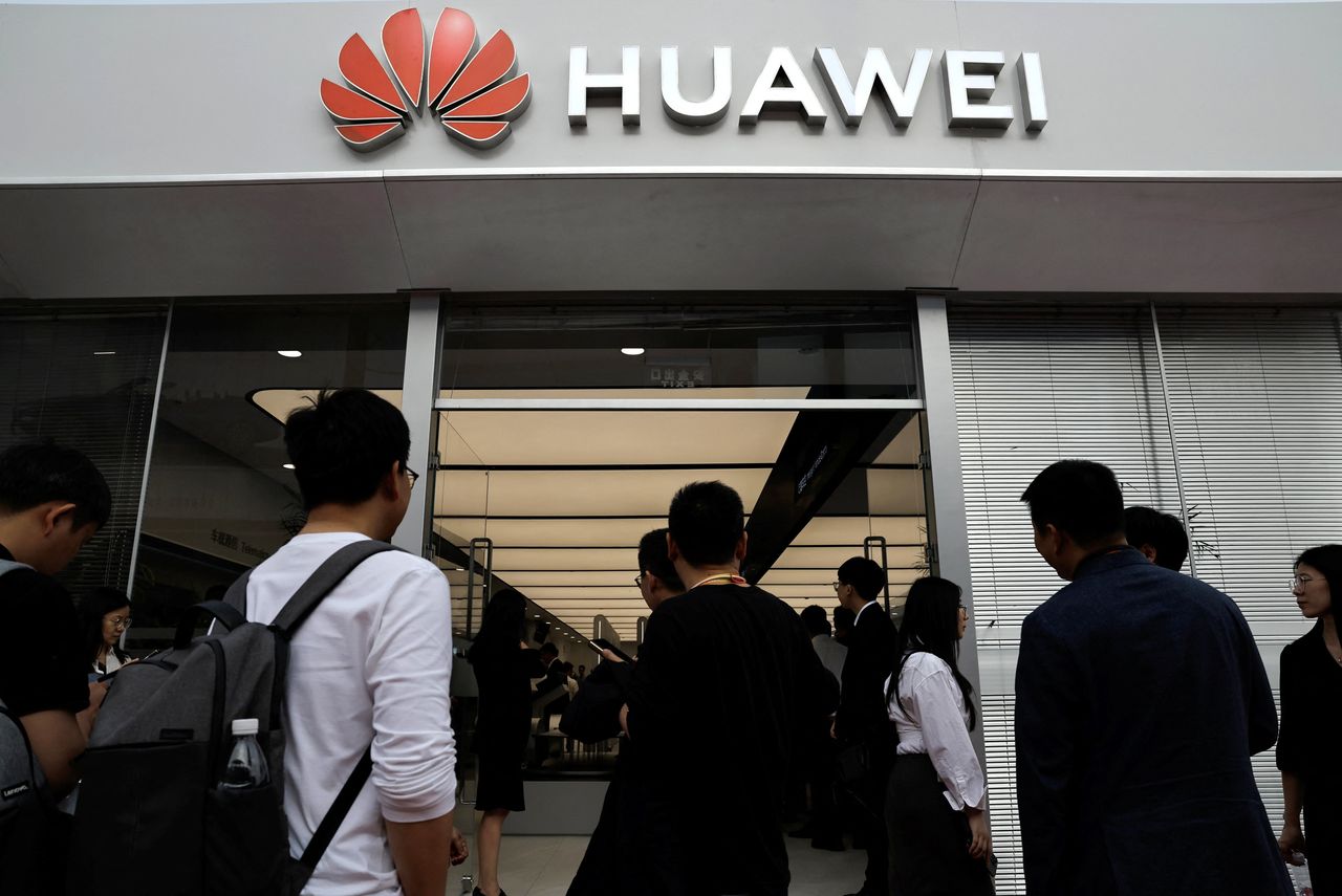 huawei’s first-quarter net profit rose more than sixfold