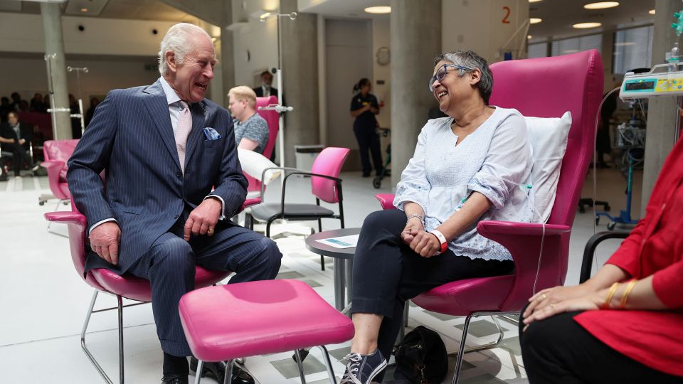 king charles returns to public duties in visit to cancer treatment center