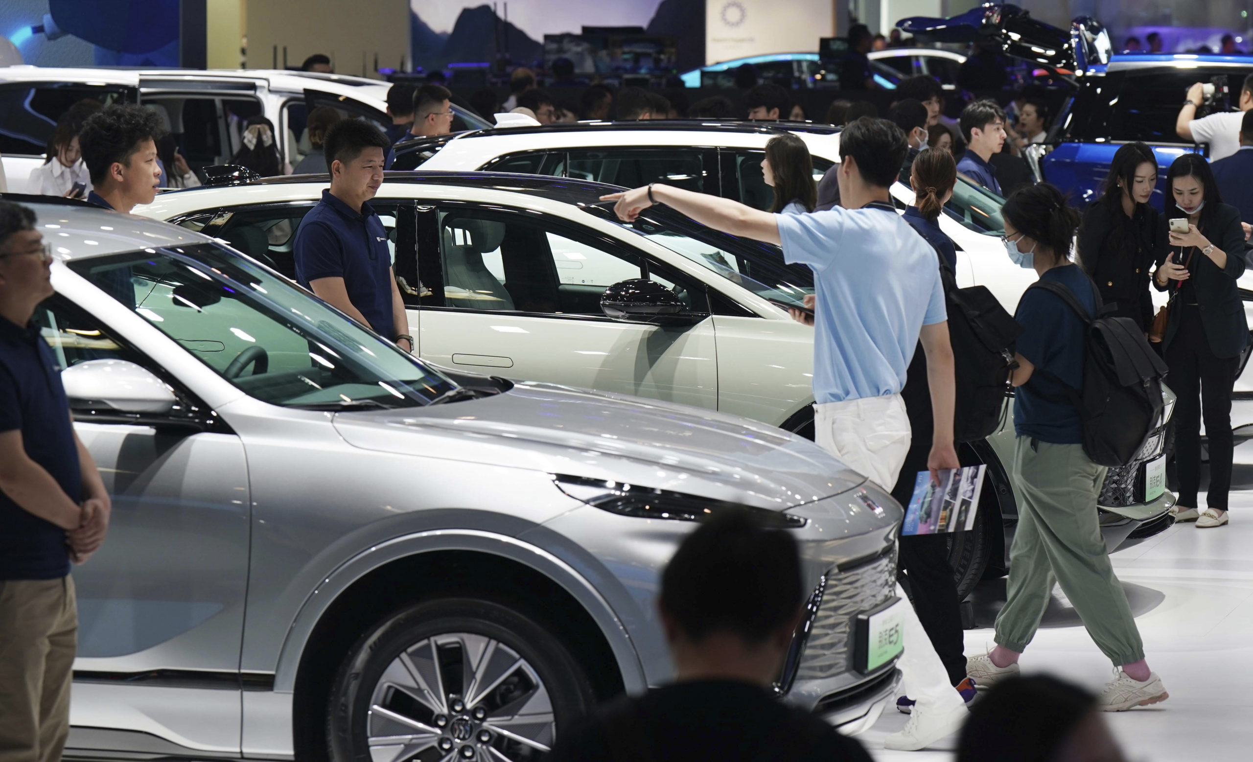 chinas autoindustrie auf erfolgskurs: gewinne steigen, während die usa vor überproduktion warnen