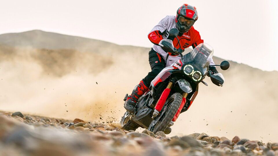 ducati desertx rally launched in india at ₹23.71 lakhs: know what is new