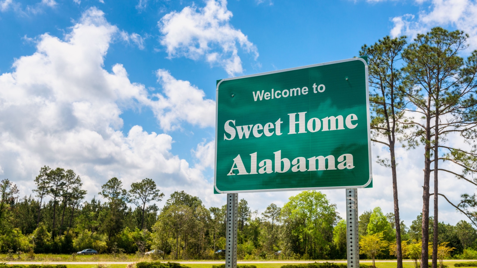 <p><span>Alabama doesn’t impress this American who believes it’s the worst state to visit due to poor infrastructure, lack of culture, and tourist attractions. Additionally, the state’s roads and transportation systems need improvement, further solidifying this user’s opinion to skip Alabama altogether.</span></p> <p>Source: <a href="https://www.reddit.com/r/AskReddit/comments/qa3inu/americans_whats_the_worst_state_to_visit_and_why/" rel="noreferrer noopener">Reddit</a></p>