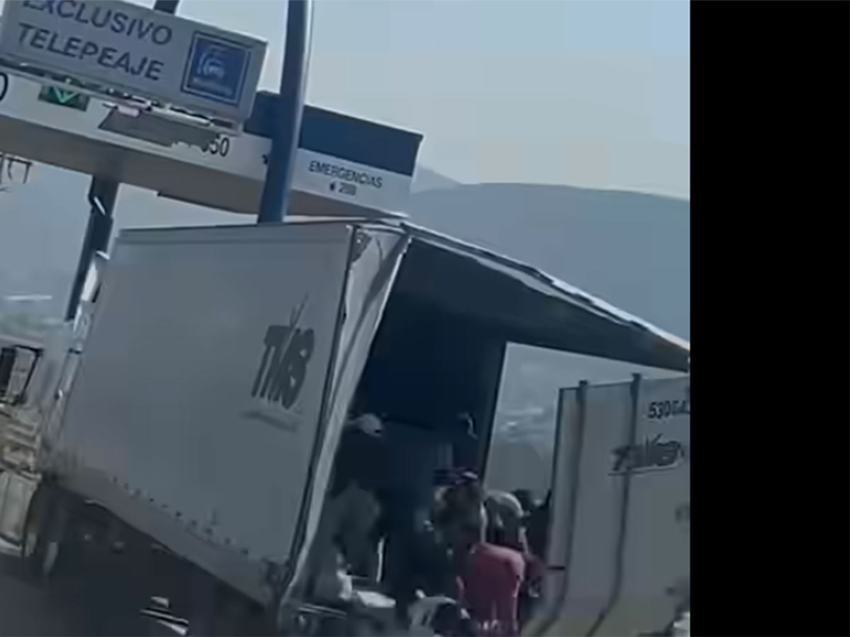 video: chofer escapa de rapiña en arco norte edomex; se burlan de saqueadores