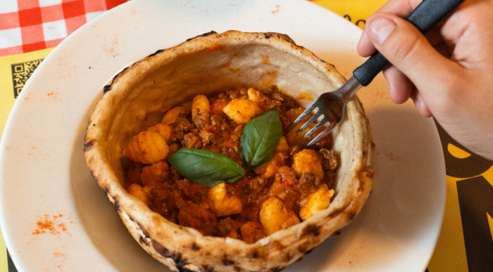 el bodegón bueno, bonito y barato que sirve la mejor comida italiana y de una forma 100% creativa