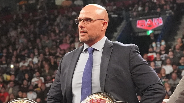 WWE Raw GM Adam Pearce Pushes Back Against Social Media Backlash