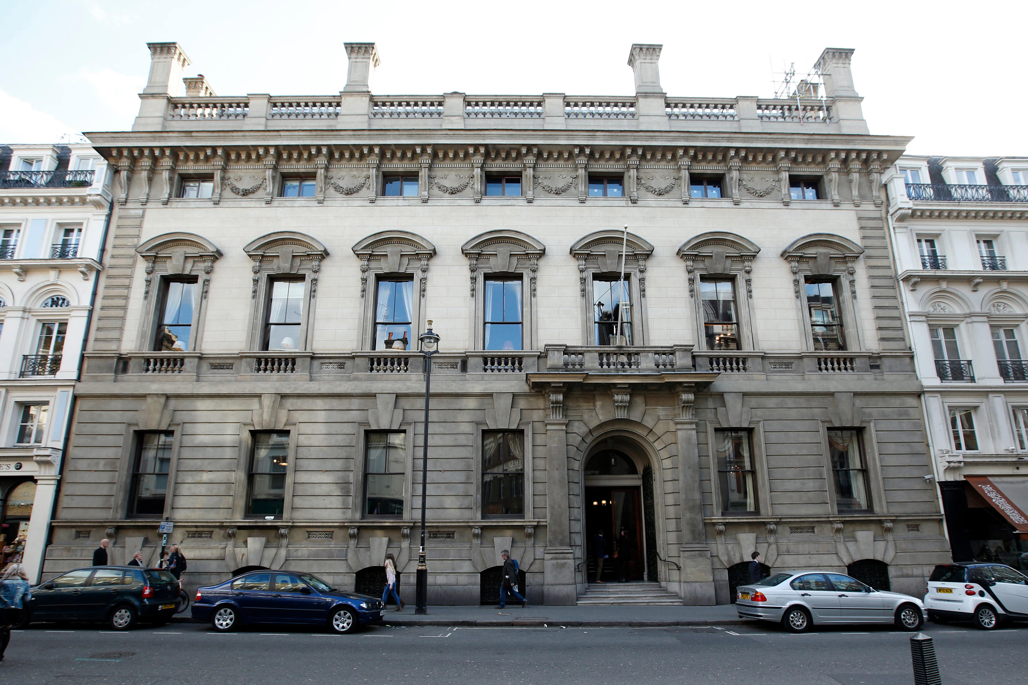 sting and stephen fry issue ultimatum to men-only garrick club