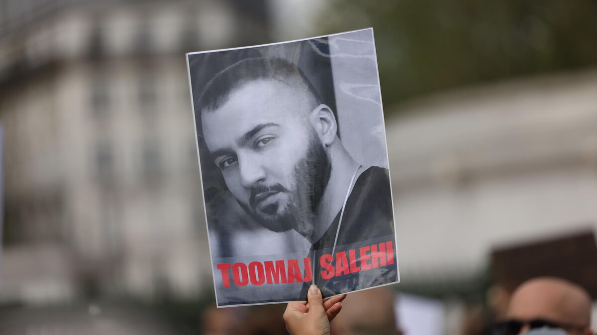 iran : le rappeur contestataire toomaj, emprisonné et condamné à mort, ne peut plus téléphoner à ses proches