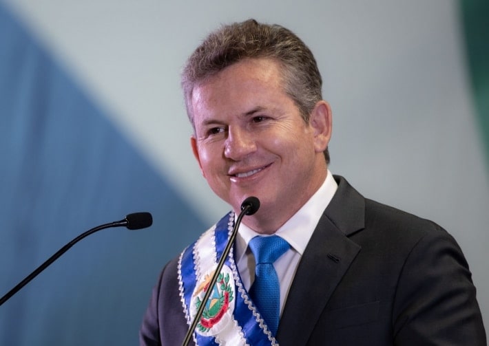 governador do mt diz que michelle bolsonaro não tem experiência para concorrer à presidência em 2026