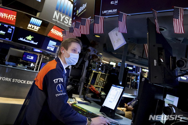 게임·정유업계 실적 반등 기대감…증시·가상자산은 혼조세