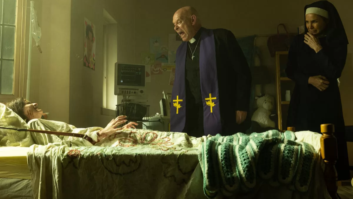 tres religiosos para luchar contra el mal: liberan tráiler de «exorcistas», la nueva cinta que llegará a los cines del país en mayo