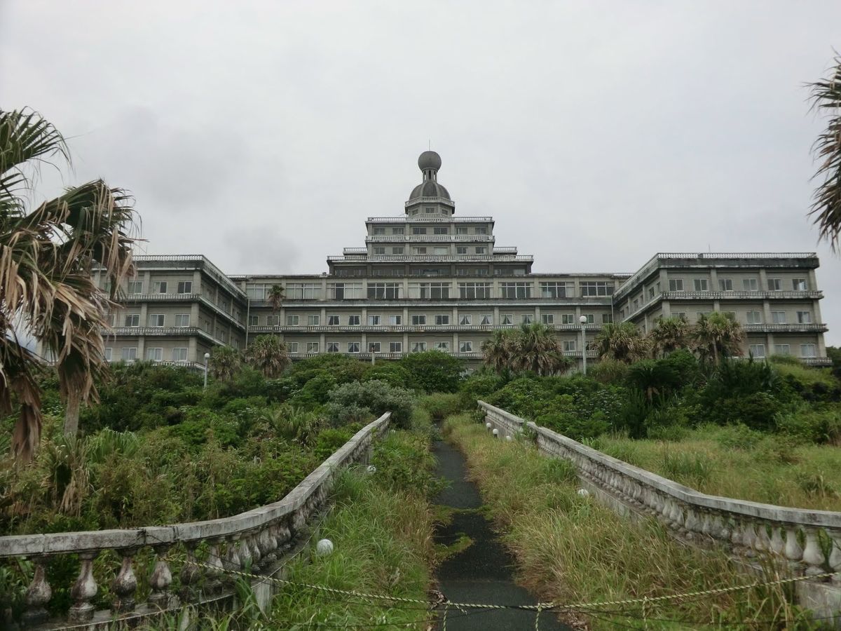 These Are the Creepiest Abandoned Hotels in the World