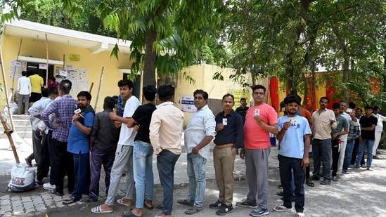 lok sabha election 2024 live updates: voting in phase 1, 2 stands at 66%, says ec