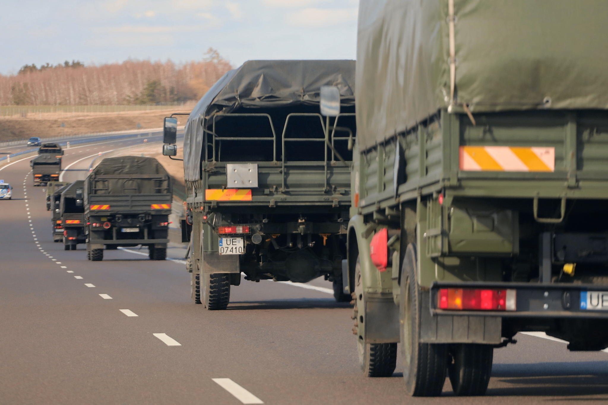 kolumny wojskowe wyjadą na drogi. wojsko polskie wydało wytyczne dla kierowców