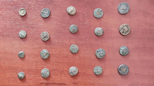έκρυβε δεκάδες αρχαία νομίσματα σε σπίτι στην καστοριά