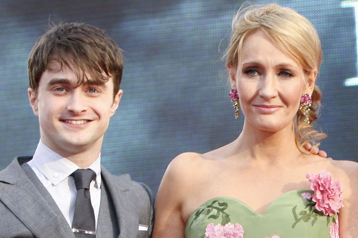 Daniel Radcliffe Responds To J.K. Rowling's Anti-trans Rhetoric: 'It ...