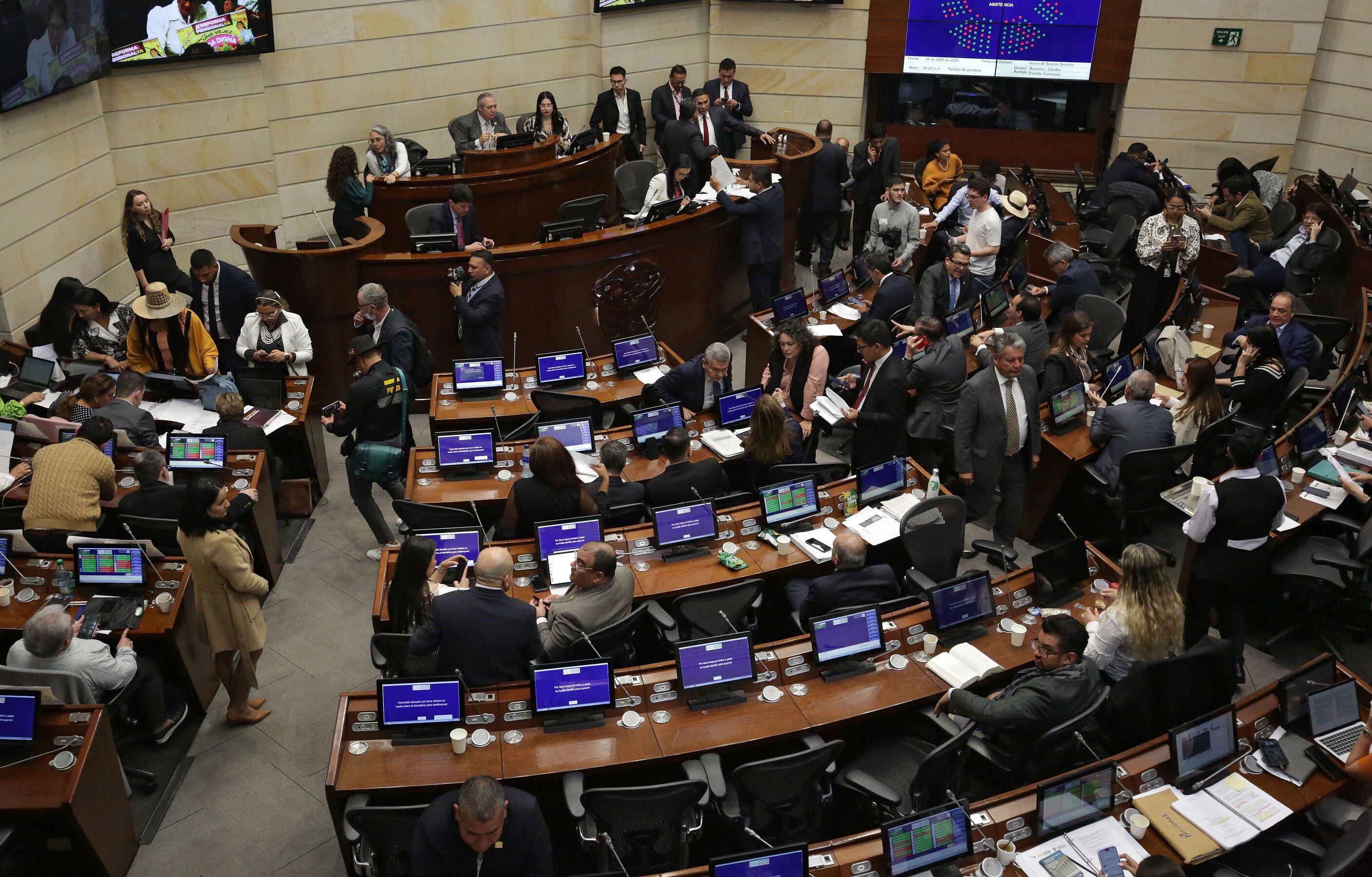 Senado Le Da Impulso Político A La Mesada 14 Para Los Veteranos De La ...