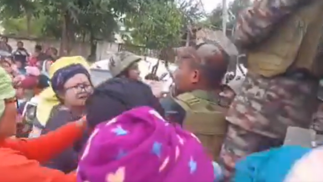manipur: women stop army convoy from taking seized weapons, cops fire in the air | video surfaces