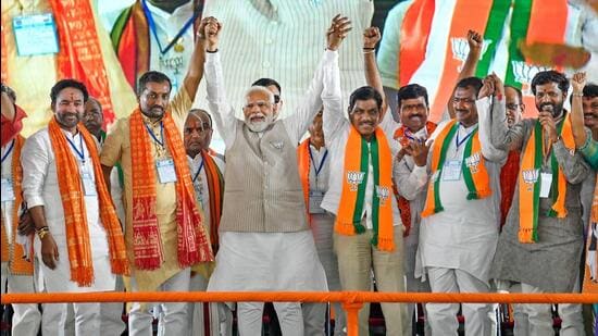 will never allow reservation based on religion, says modi at telangana rally