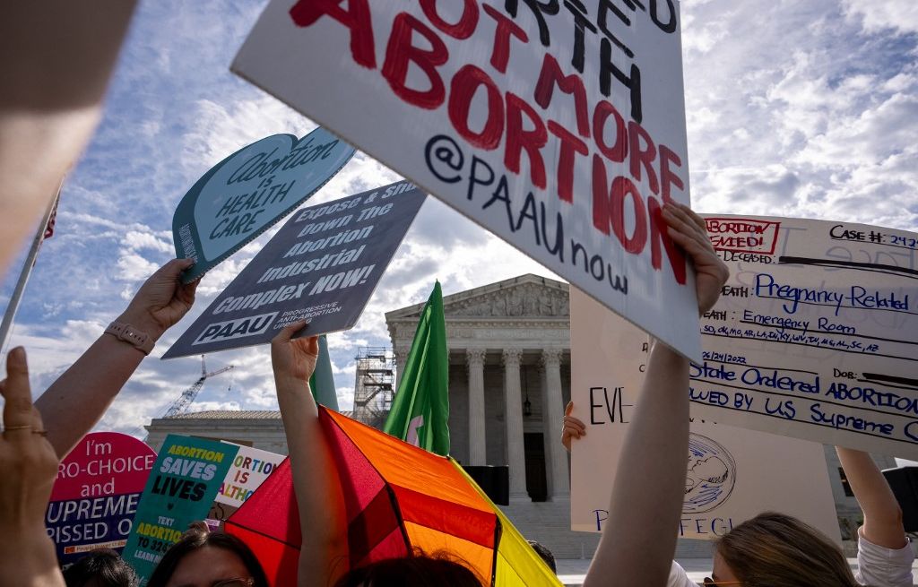 droit à l’avortement : une loi extrêmement restrictive entre en vigueur en floride ce mercredi