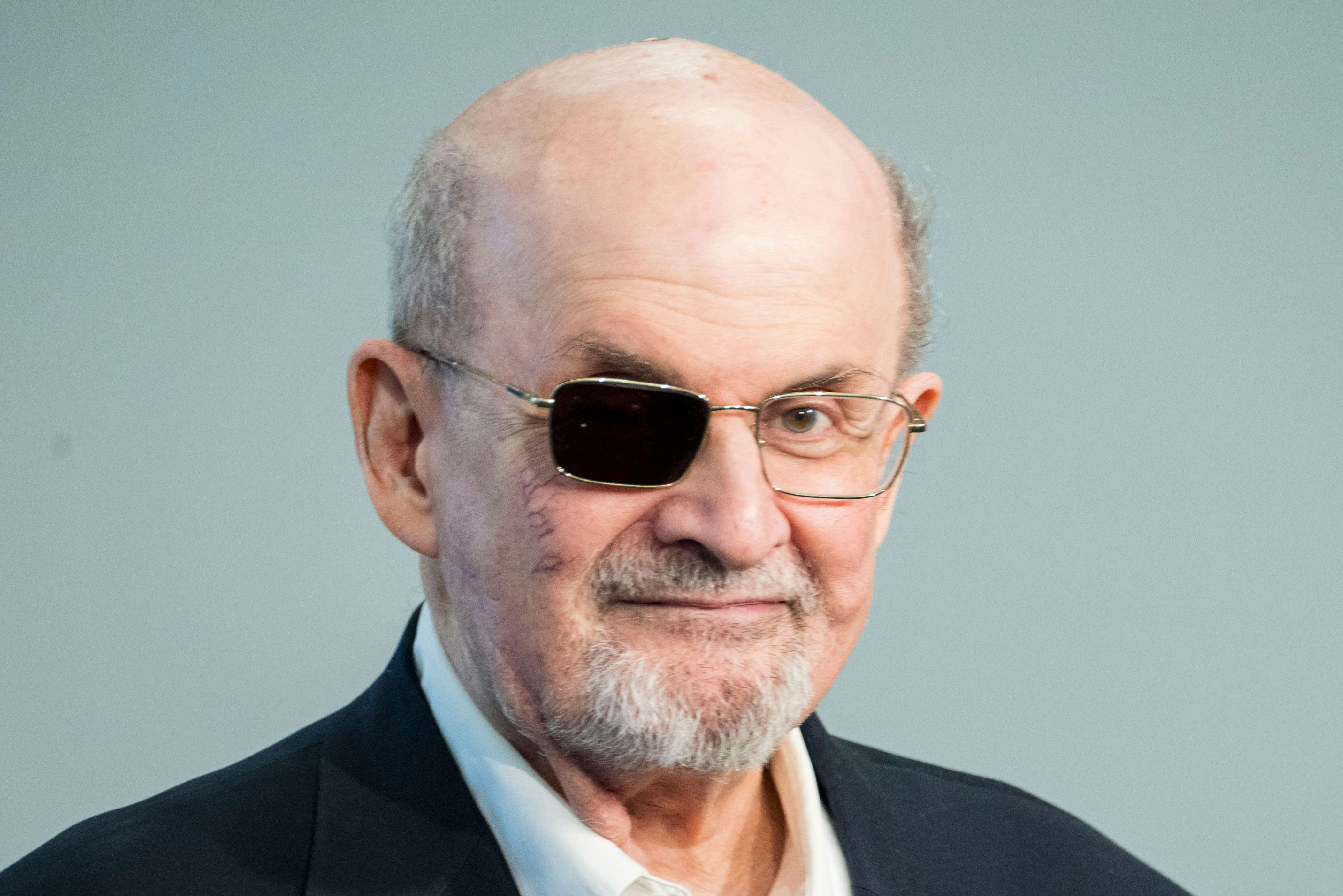 salman rushdie has ‘spoken’ with attacker who stabbed him using ai software