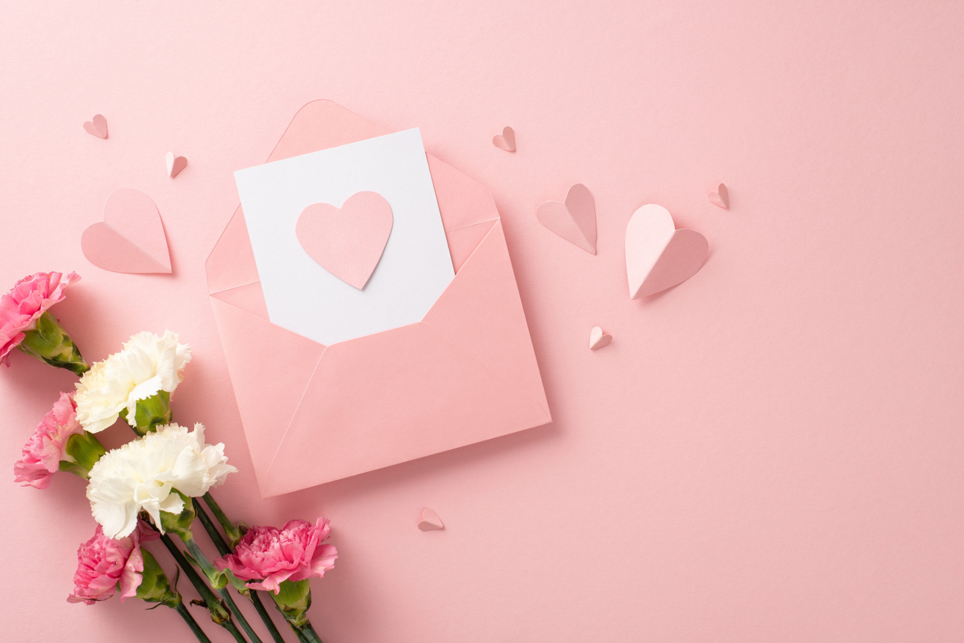 <p>Simple yet impactful, a handwritten thank you note shows mom you care. Mention specific things in this letter that you appreciate about her.</p><p>You may also like:<a href="https://www.starsinsider.com/n/490311?utm_source=msn.com&utm_medium=display&utm_campaign=referral_description&utm_content=708861en-us"> The most painful ways to die (according to science)</a></p>