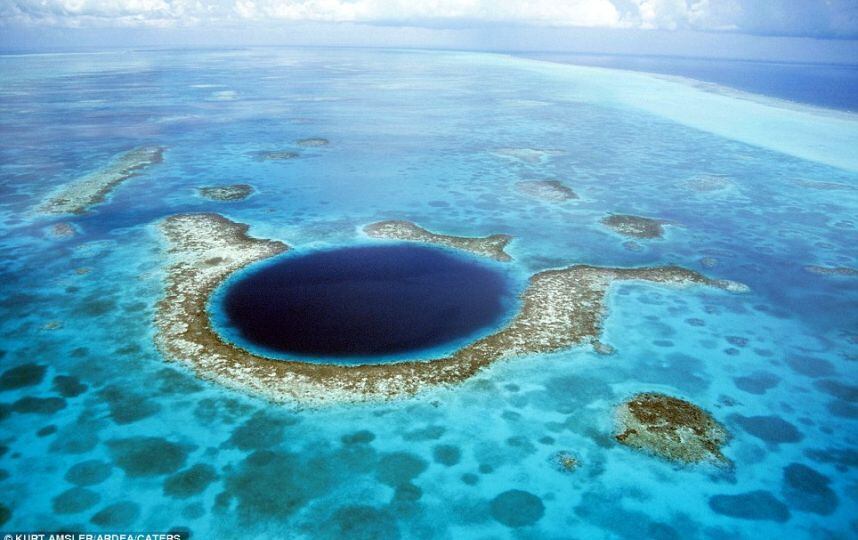 en imágenes: el agujero submarino más profundo del mundo está en yucatán