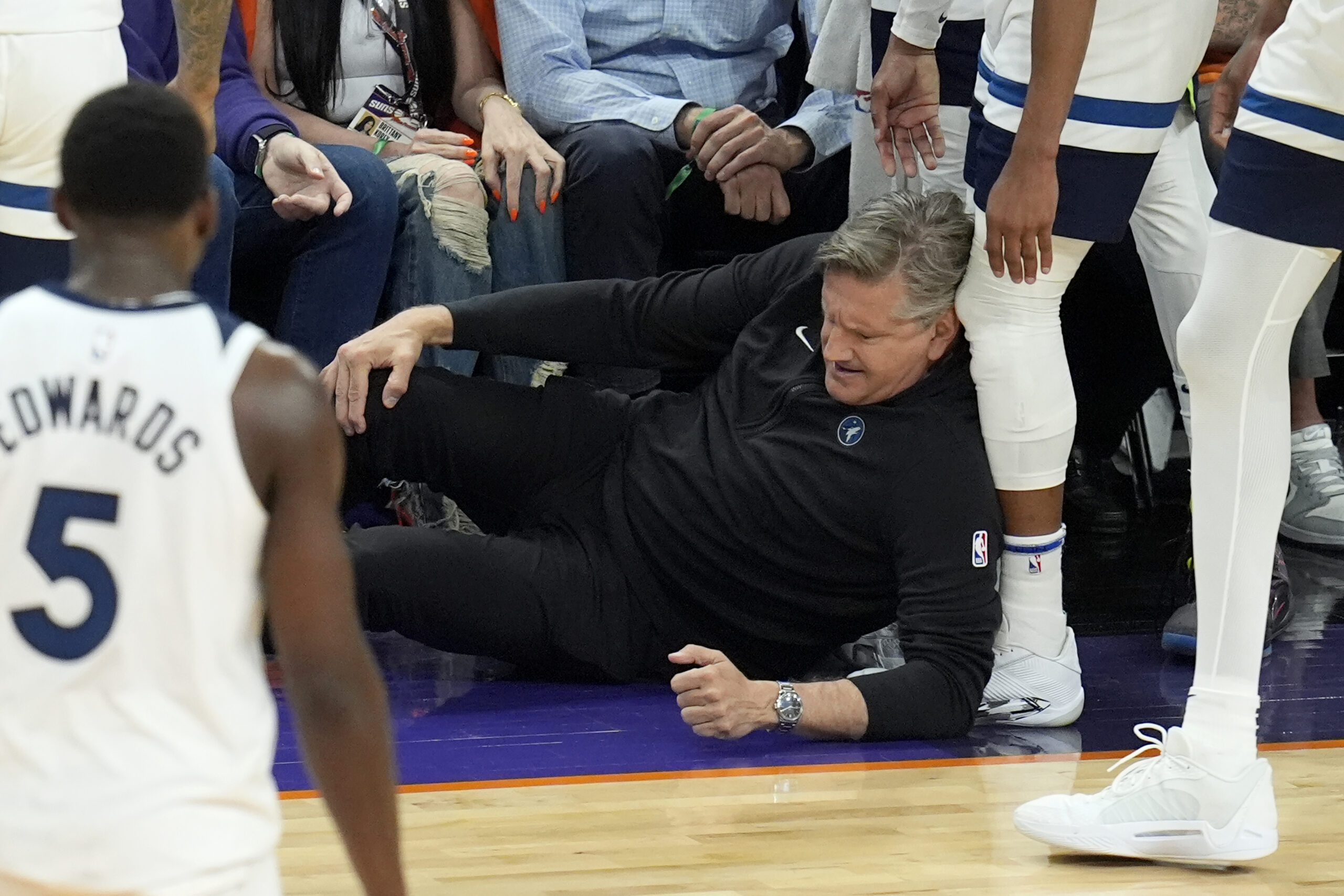 nba: timberwolves coach chris finch to have surgery on knee