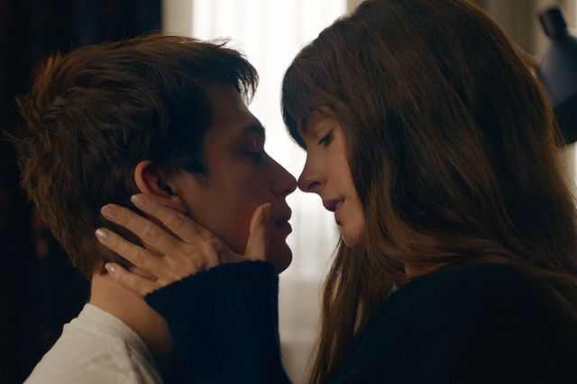 “the idea of you” review: anne hathaway and nicholas galitzine smolder in age-gap romance