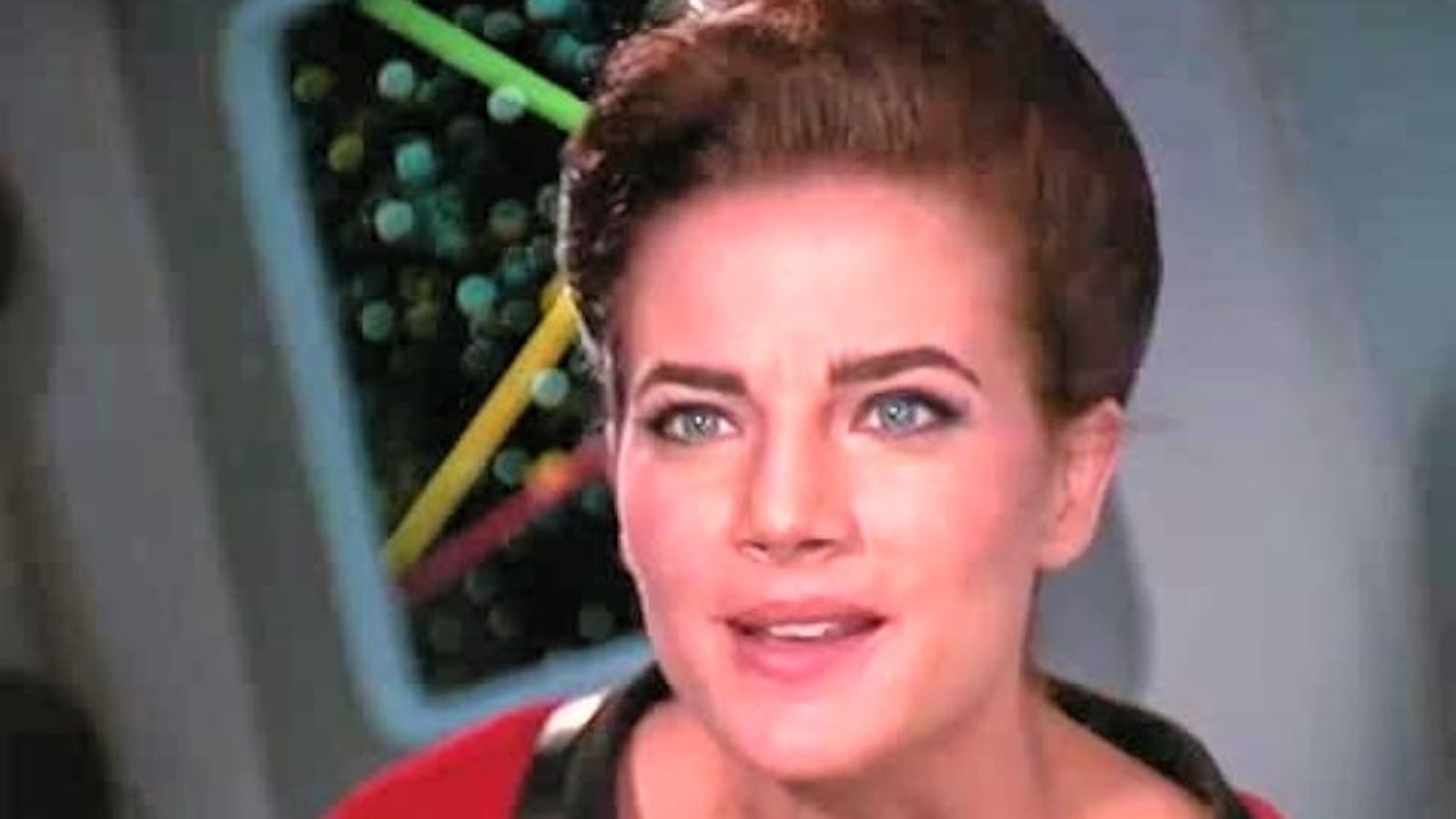 <span>When Ezri Dax stepped in to replace Jadzia Jax, the beloved host of the Dax Symbiont, viewers had high hopes for her. She became a consistent source of soul-searching, which is fine if you come to some sort of conclusion. She never did, and it became frustrating to watch.</span>