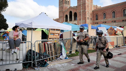 College protests updates: UCLA cancels all classes due to 