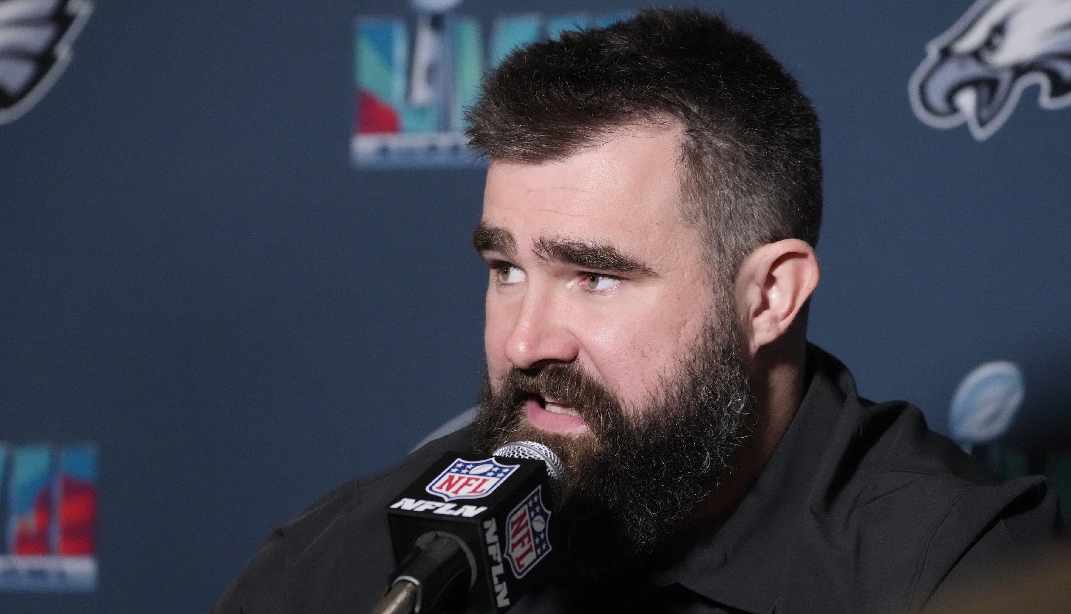 Travis And Jason Kelce Talking Butts On The New Heights Podcast Led To ...