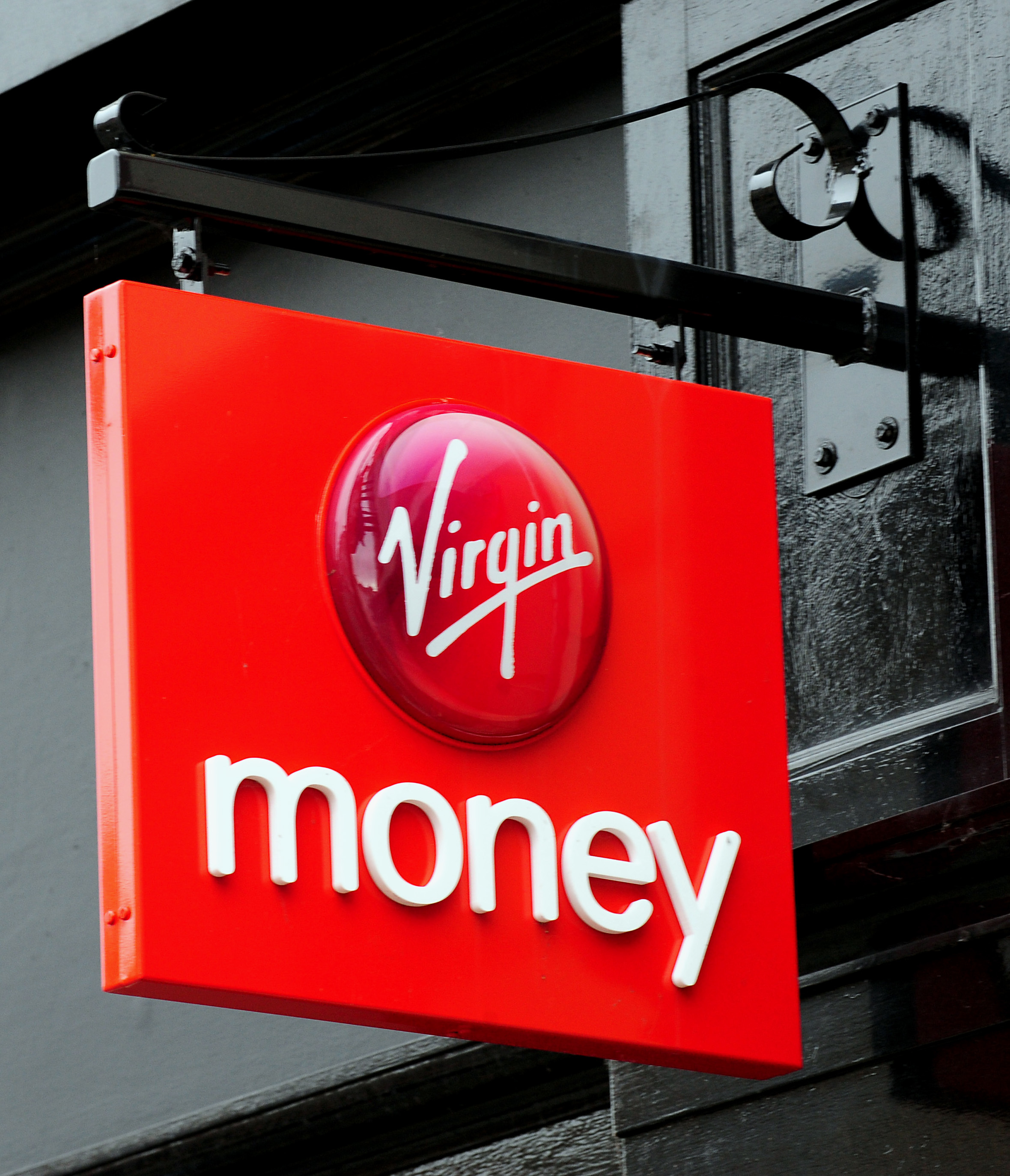 virgin money offers 10% bonus rate for current account switchers