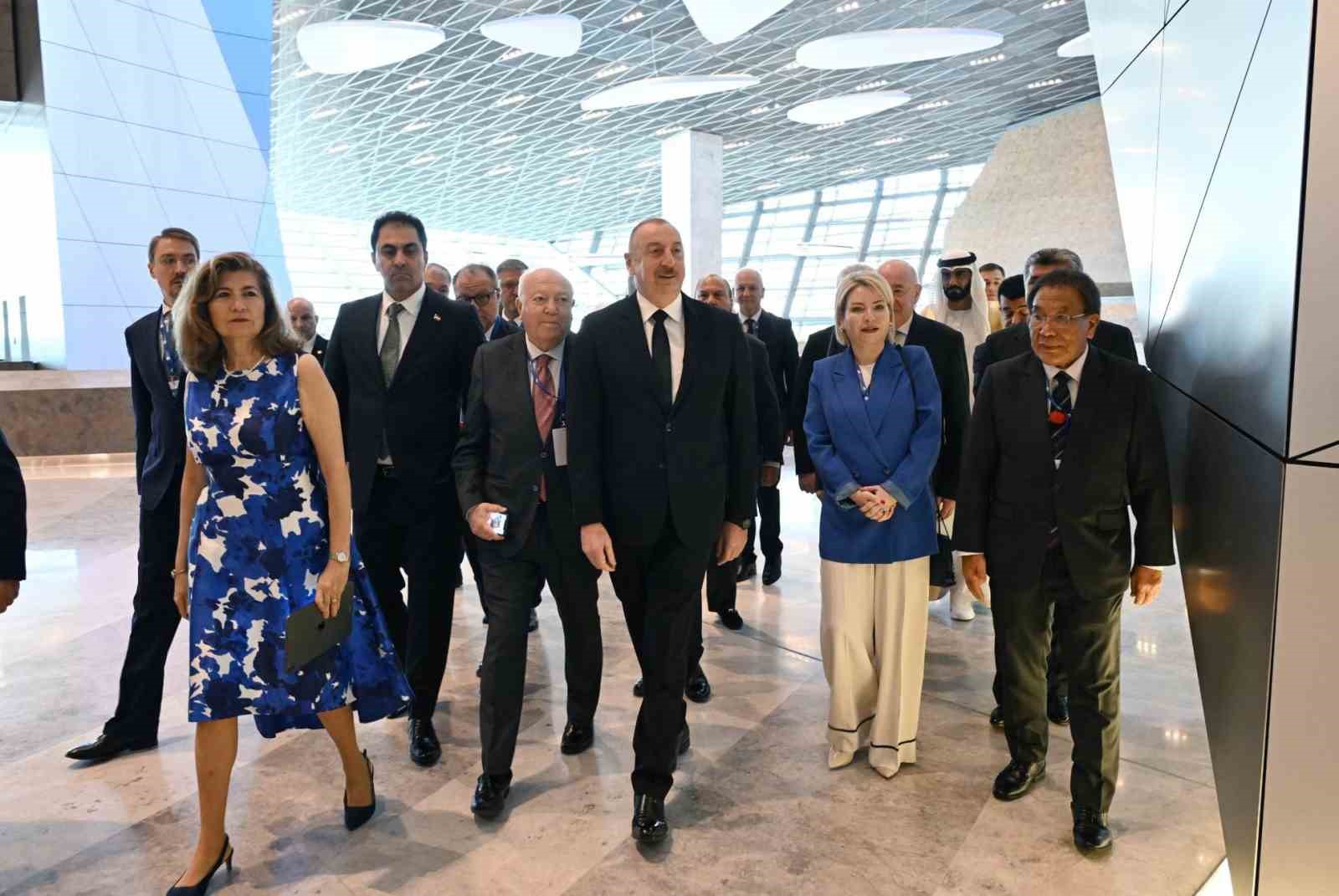azerbaycan cumhurbaşkanı aliyev: “ermenistan ile barışa doğru ilerliyoruz”