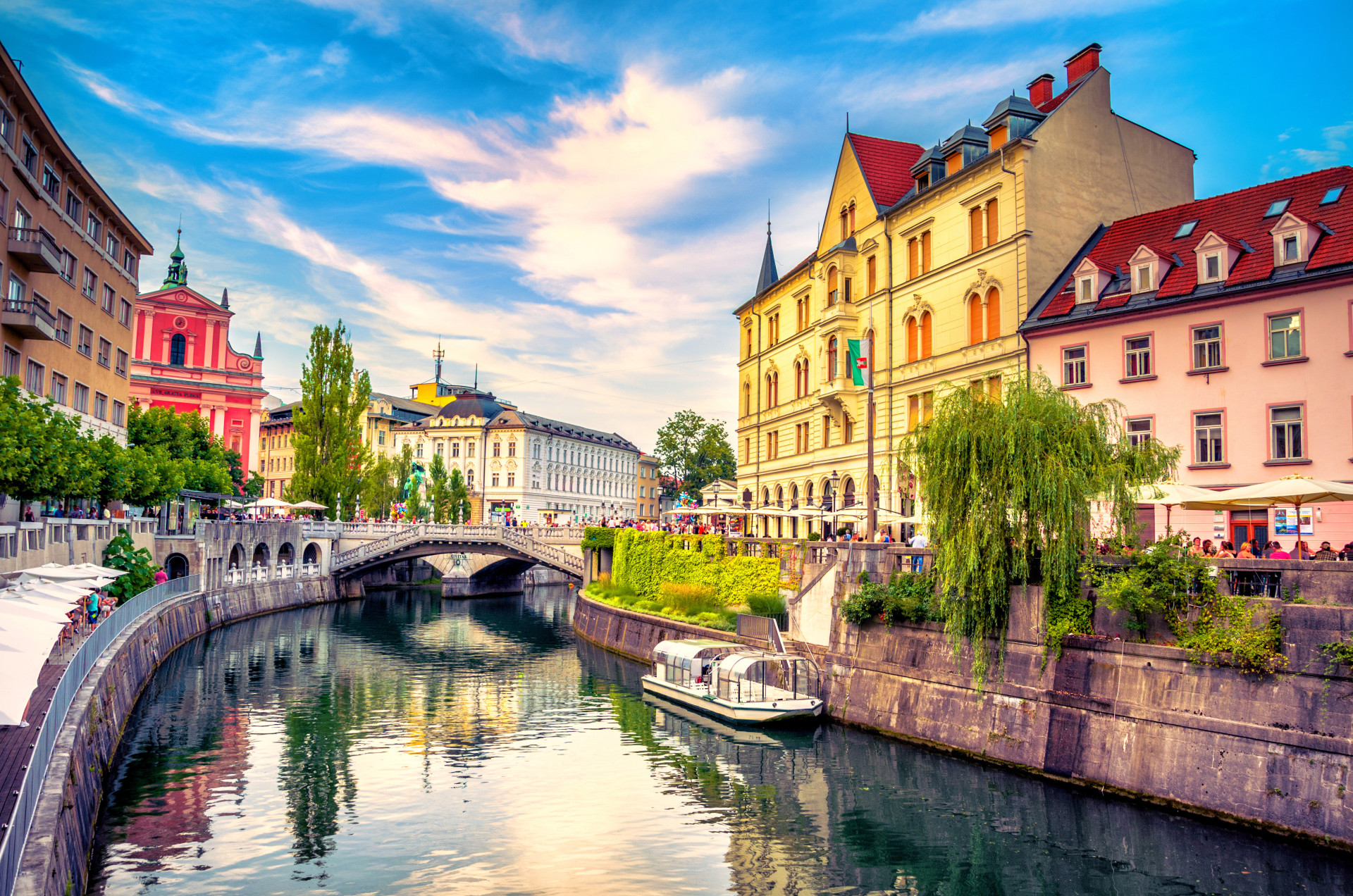Ljubljana's transport system is pretty good in terms of accessibility, and the Slovenian capital is also considered one of the most sustainable cities in the world.<p><a href="https://www.msn.com/en-us/community/channel/vid-7xx8mnucu55yw63we9va2gwr7uihbxwc68fxqp25x6tg4ftibpra?cvid=94631541bc0f4f89bfd59158d696ad7e">Follow us and access great exclusive content every day</a></p>