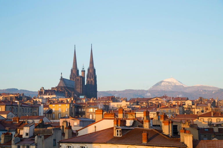 Best Places to Live in France Under $2,700
