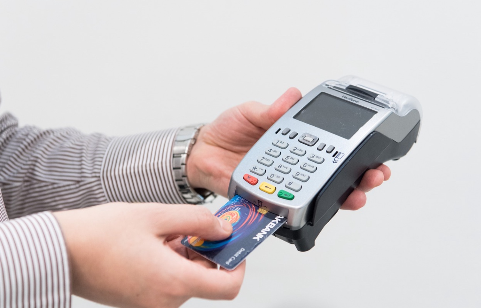 <p>Gas apps provide a secure payment option at the pump, offering a safer alternative to traditional payment methods. Incorporating these practices can enhance your protection against card skimming incidents at gas stations.<br>  </p>