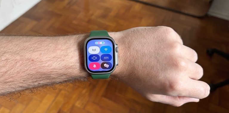 apple watch ultra 3 will be a boring update, top insider suggests