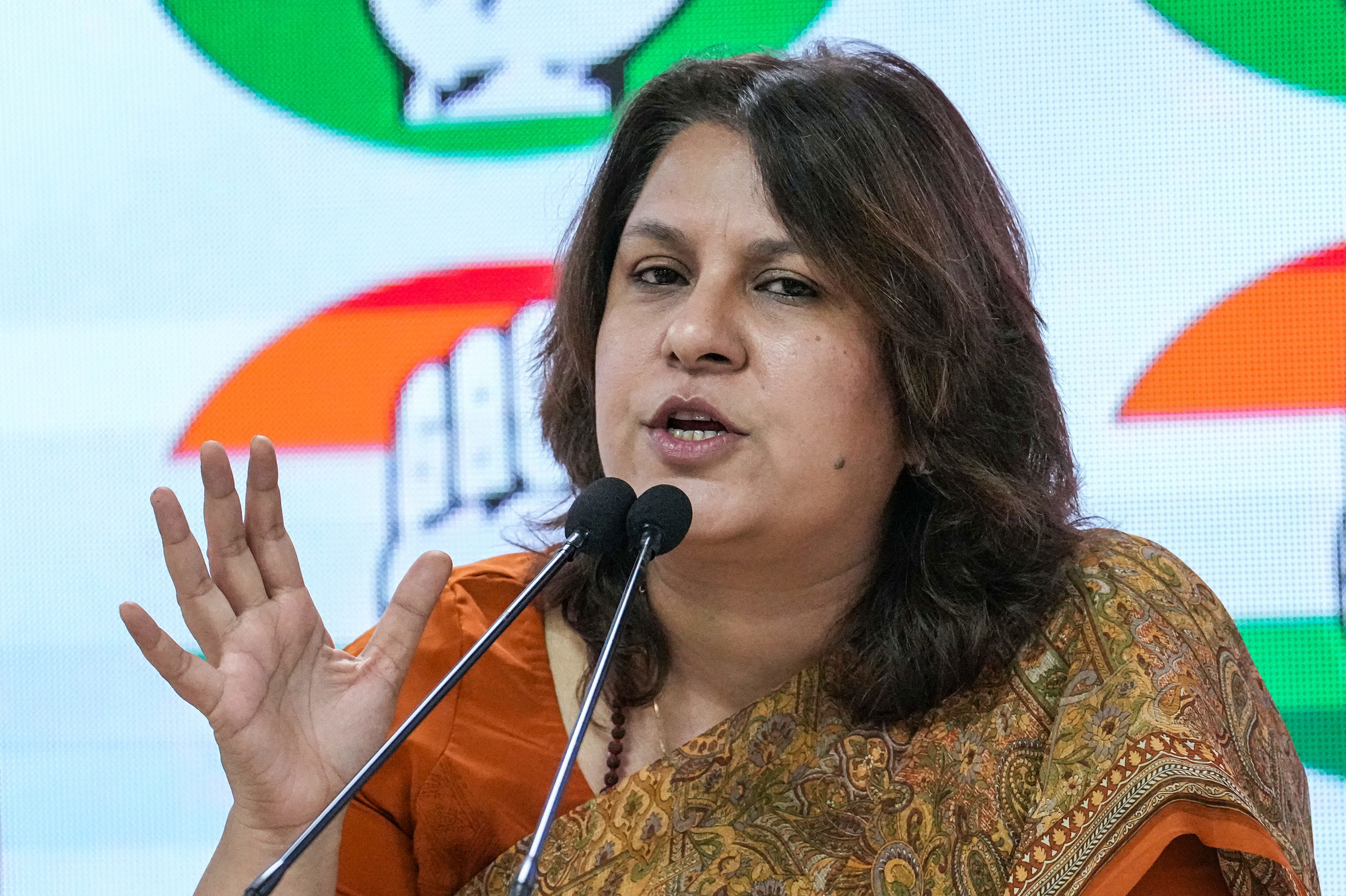 cong questions ec on getting social media post on electoral bonds deleted
