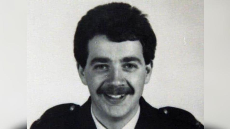widow of murdered policeman hits out at parole staff