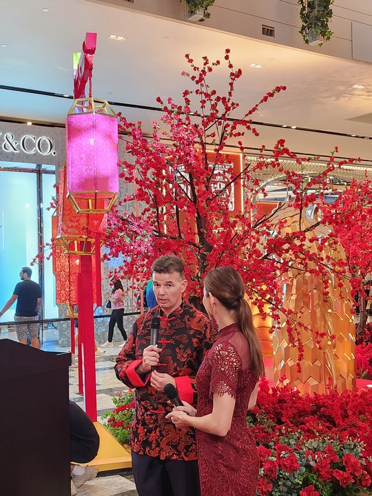 the exchange trx honours silk in its first cny celebration