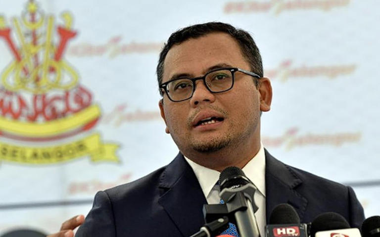 Amirudin Shari said the state has provided accurate information regarding a controversial waste incineration plant in Batu Arang, Gombak. (Bernama pic)