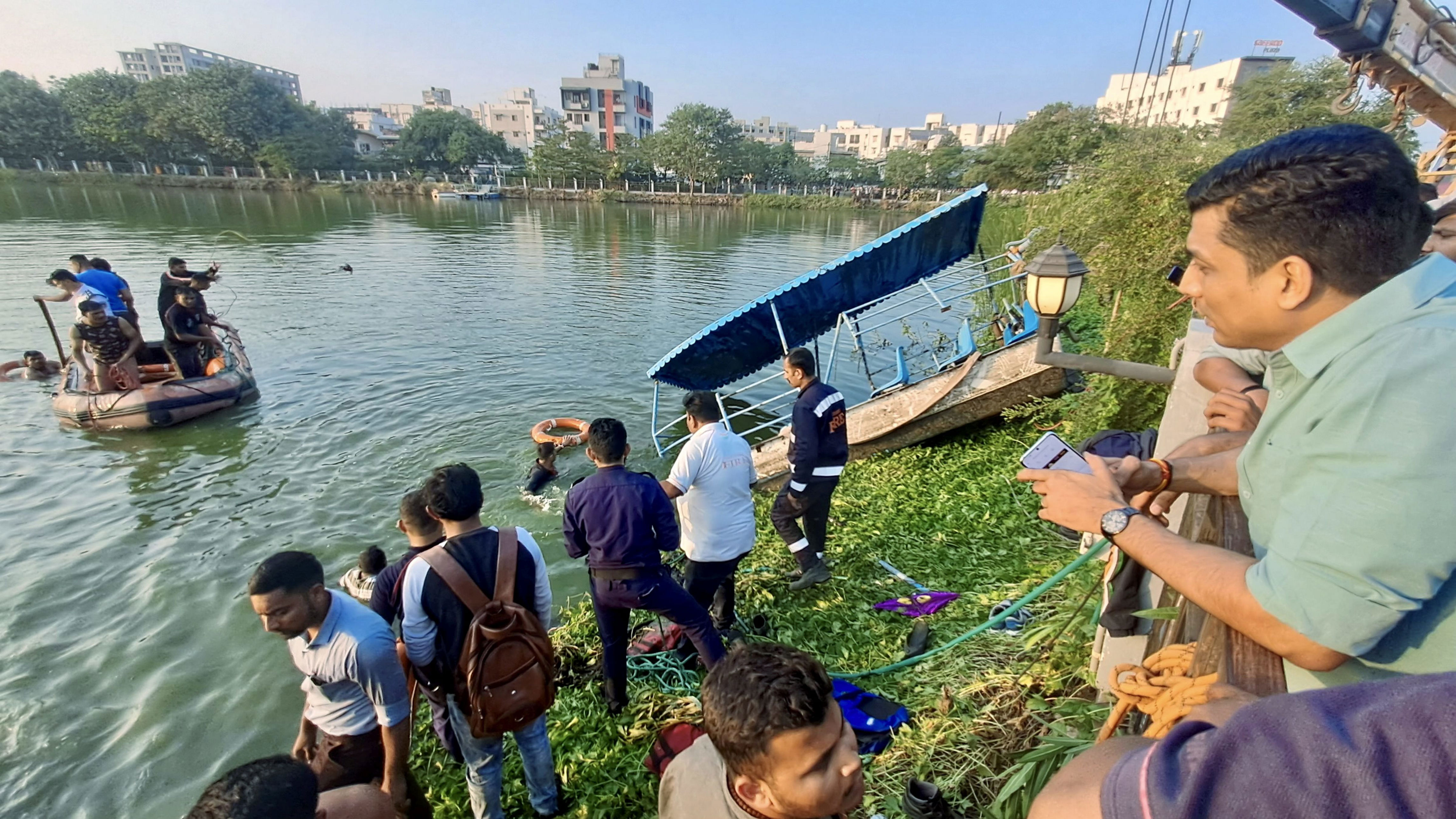 Gujarat: 14 Students, 2 Teachers Dead As Boat Capsizes In Vadodara; PM ...