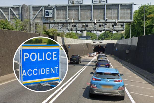 Delays Building As Dartford Tunnel CLOSED After Van Fire And Crash   AA1nbMUw.img